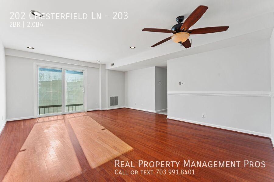 202 Chesterfield Ln #203 - Photo 5 of 24