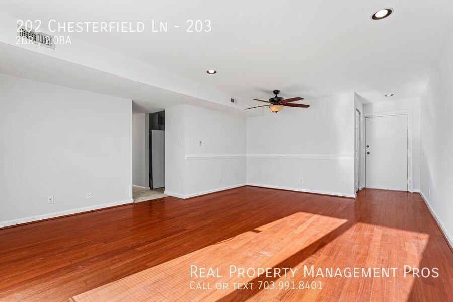 202 Chesterfield Ln #203 - Photo 6 of 24