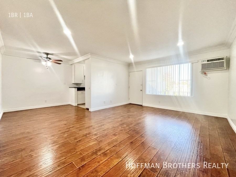 5225 Lexington Ave #15 - Photo 2 of 6