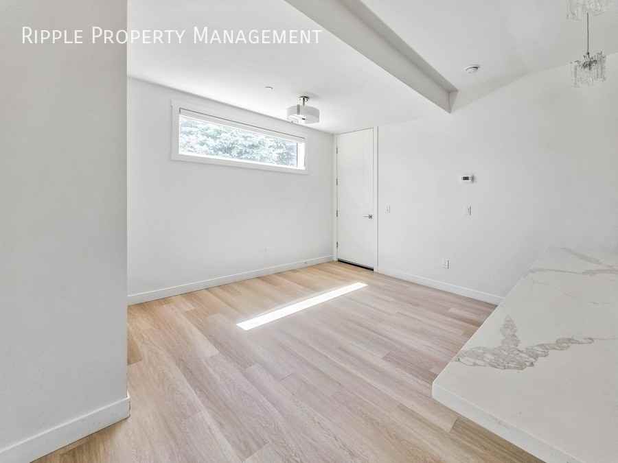 2108 Home Rd Nw #1 - Photo 3 of 19