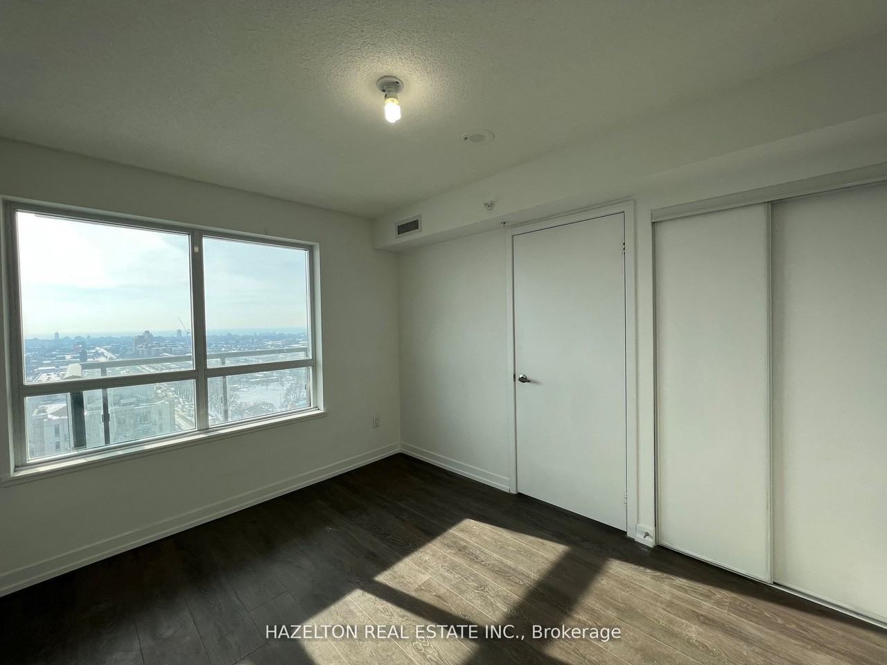 1420 Dupont Street - Photo 7 of 12