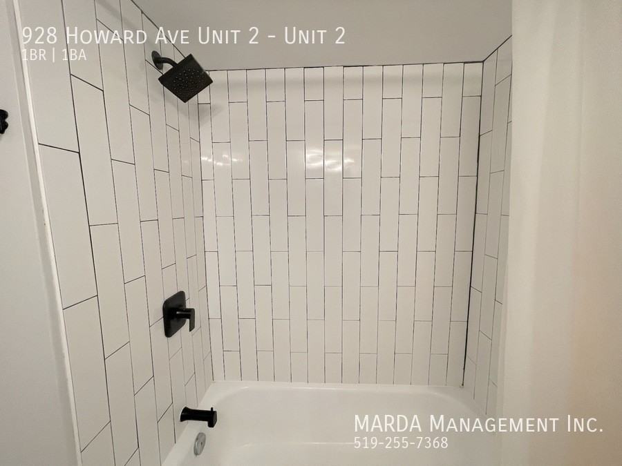 928 Howard Ave Unit 2 #2 - Photo 6 of 16