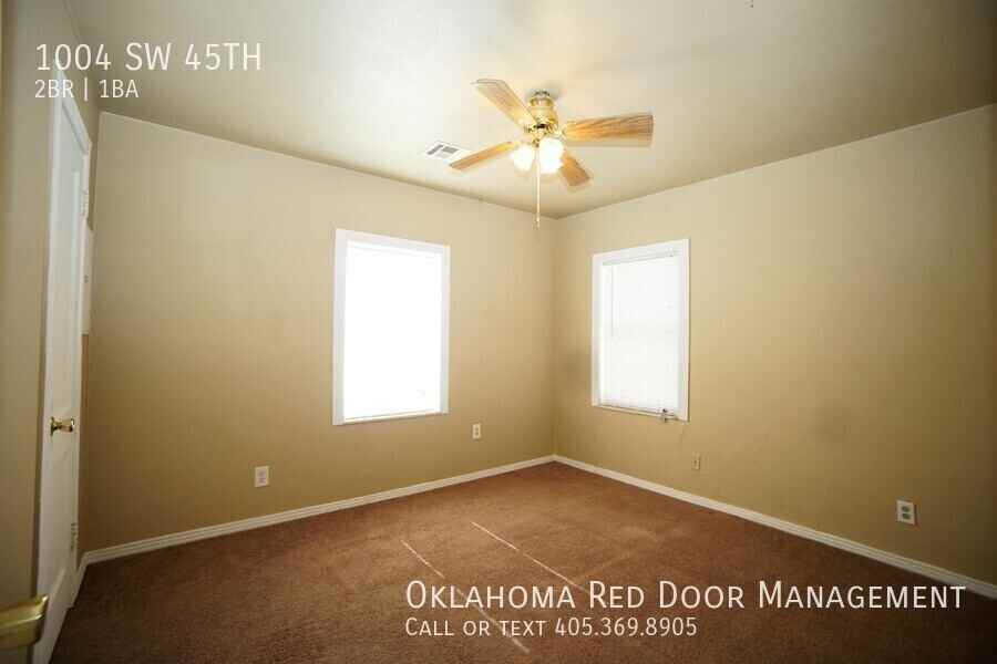 1004 Sw 45th St - Photo 4 of 23