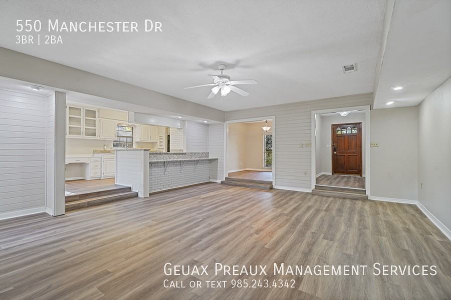 550 Manchester Dr - Photo 3 of 12