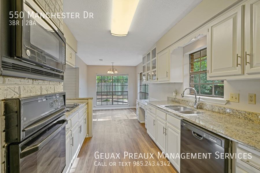 550 Manchester Dr - Photo 6 of 12