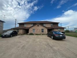 featured image of 1103 Horizon Dr