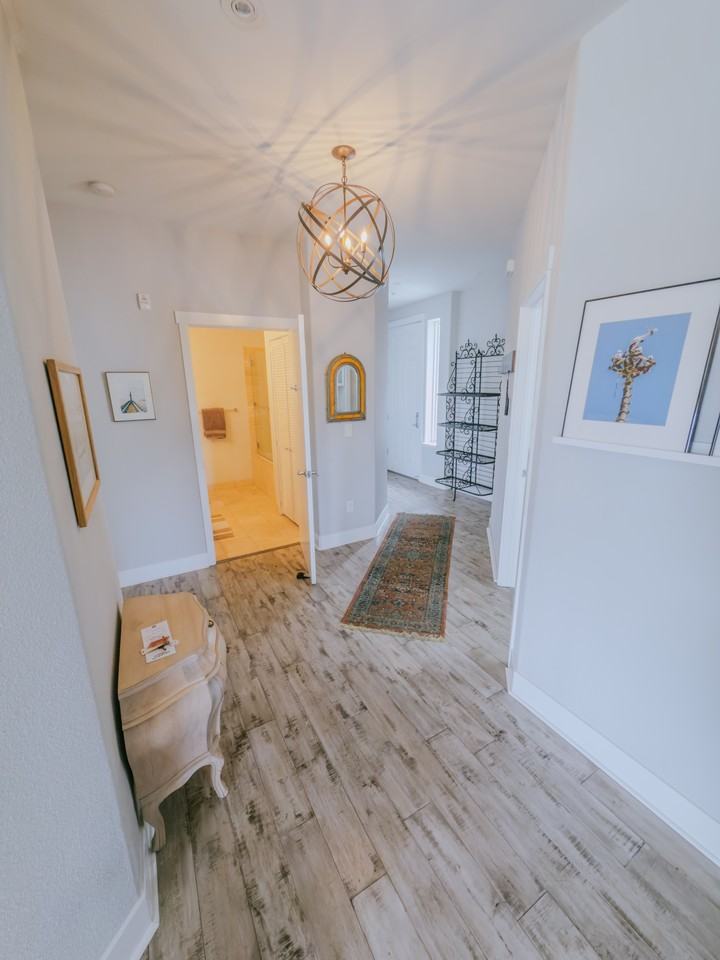 2030 N Pacific Ave #440 - Photo 3 of 29