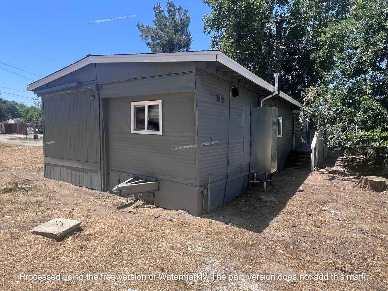 44075 B St - Photo 3 of 34