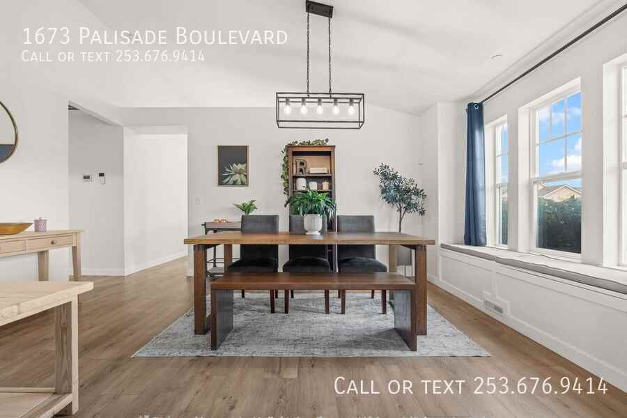 1673 Palisade Blvd - Photo 3 of 50