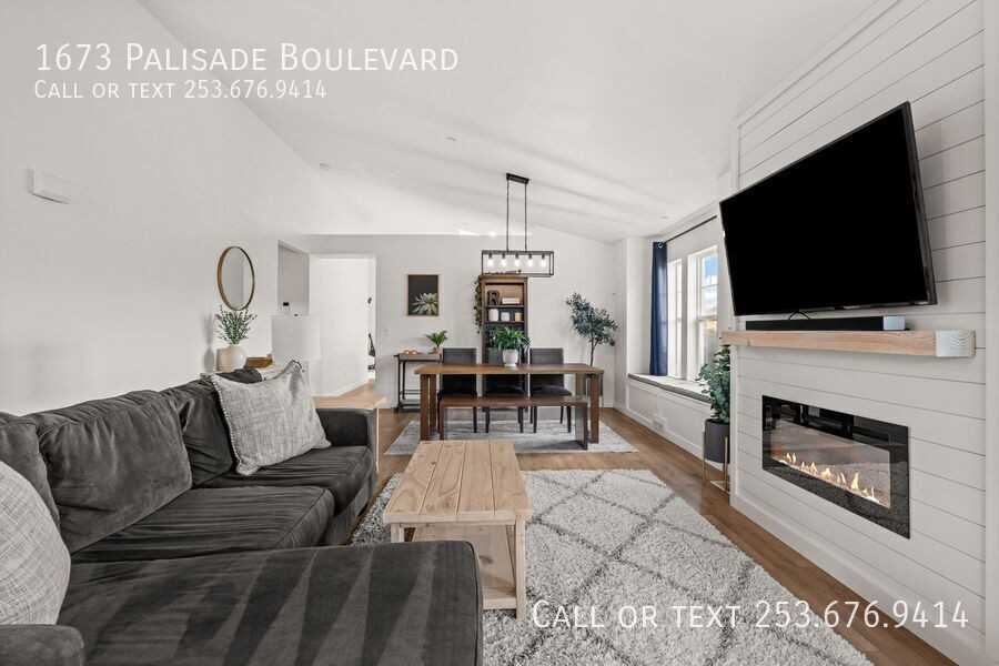1673 Palisade Blvd - Photo 5 of 50
