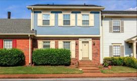 834 Brentwood Pt - Photo 1 of 1