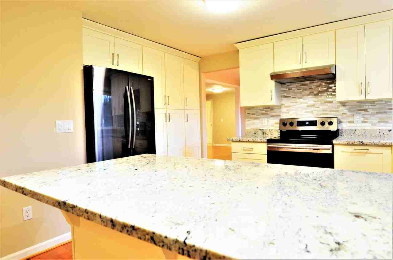 1814 Whitman Ct Ne - Photo 6 of 19