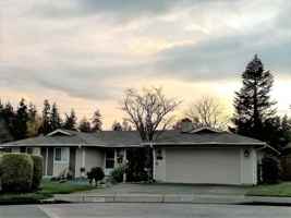 featured image of 1814 Whitman Ct Ne