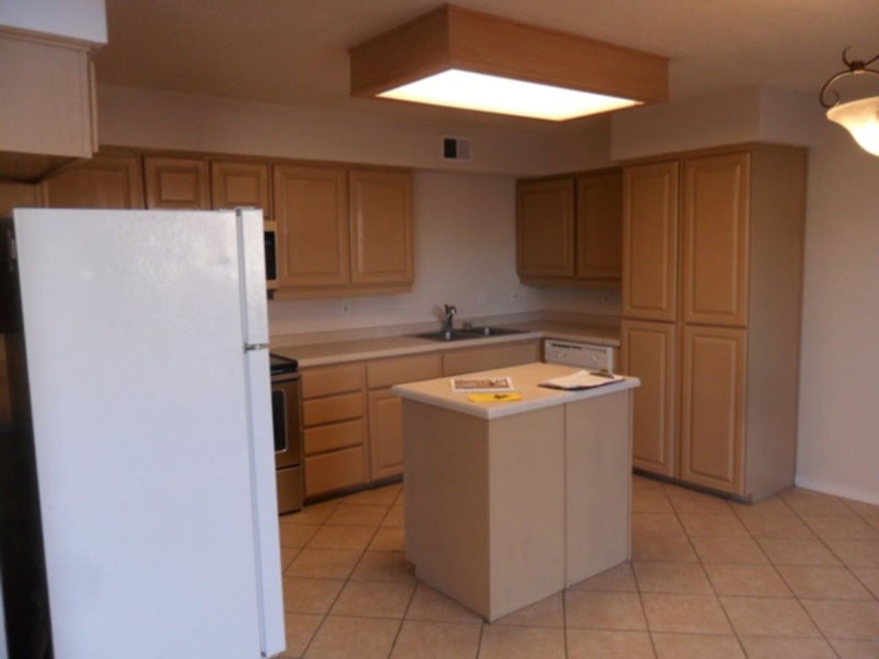 6605 Saint Josephs Ave Nw - Photo 4 of 12