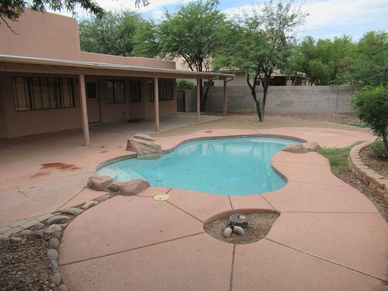 8925 N Palm Brook Dr - Photo 2 of 13