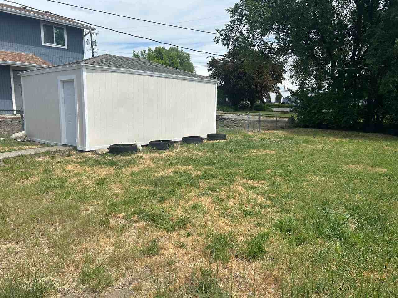 2918 N Hamilton St - Photo 7 of 8