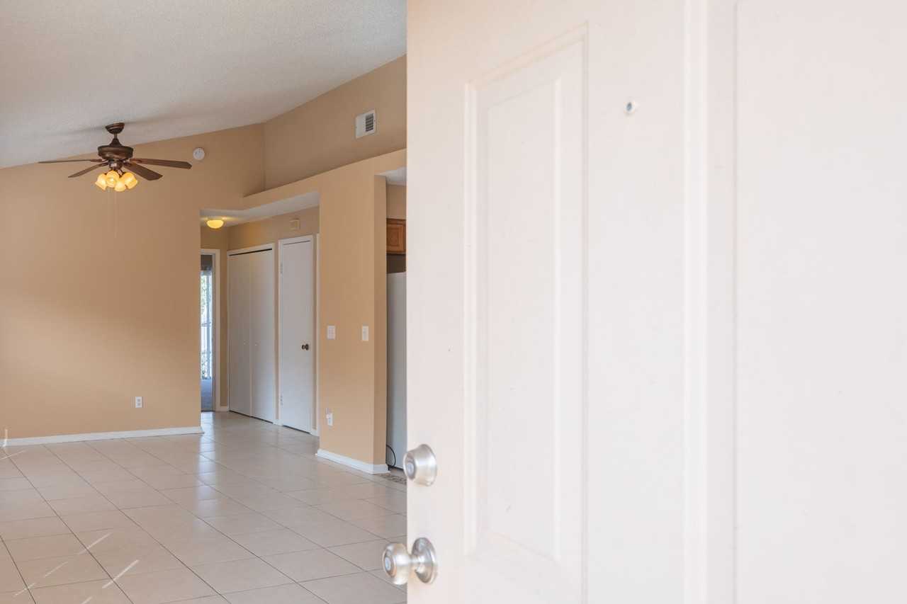 2548 Americas Cup Cir E - Photo 6 of 22