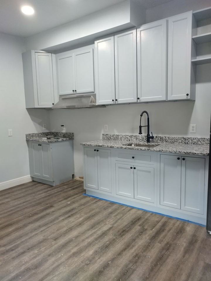 715 Citrus St - Photo 3 of 4