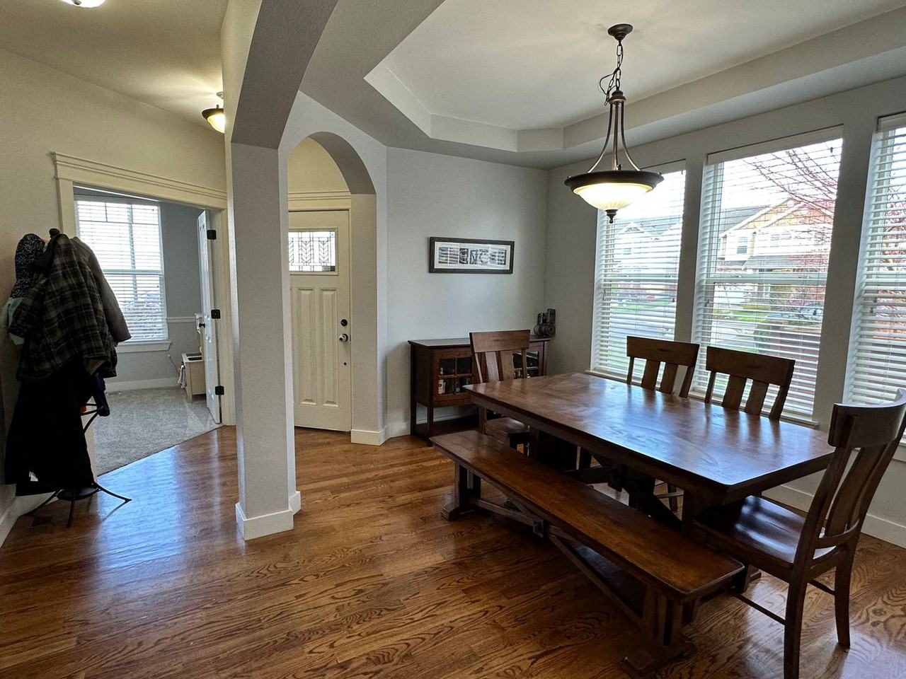 7731 Mckinley Loop Ne - Photo 6 of 34