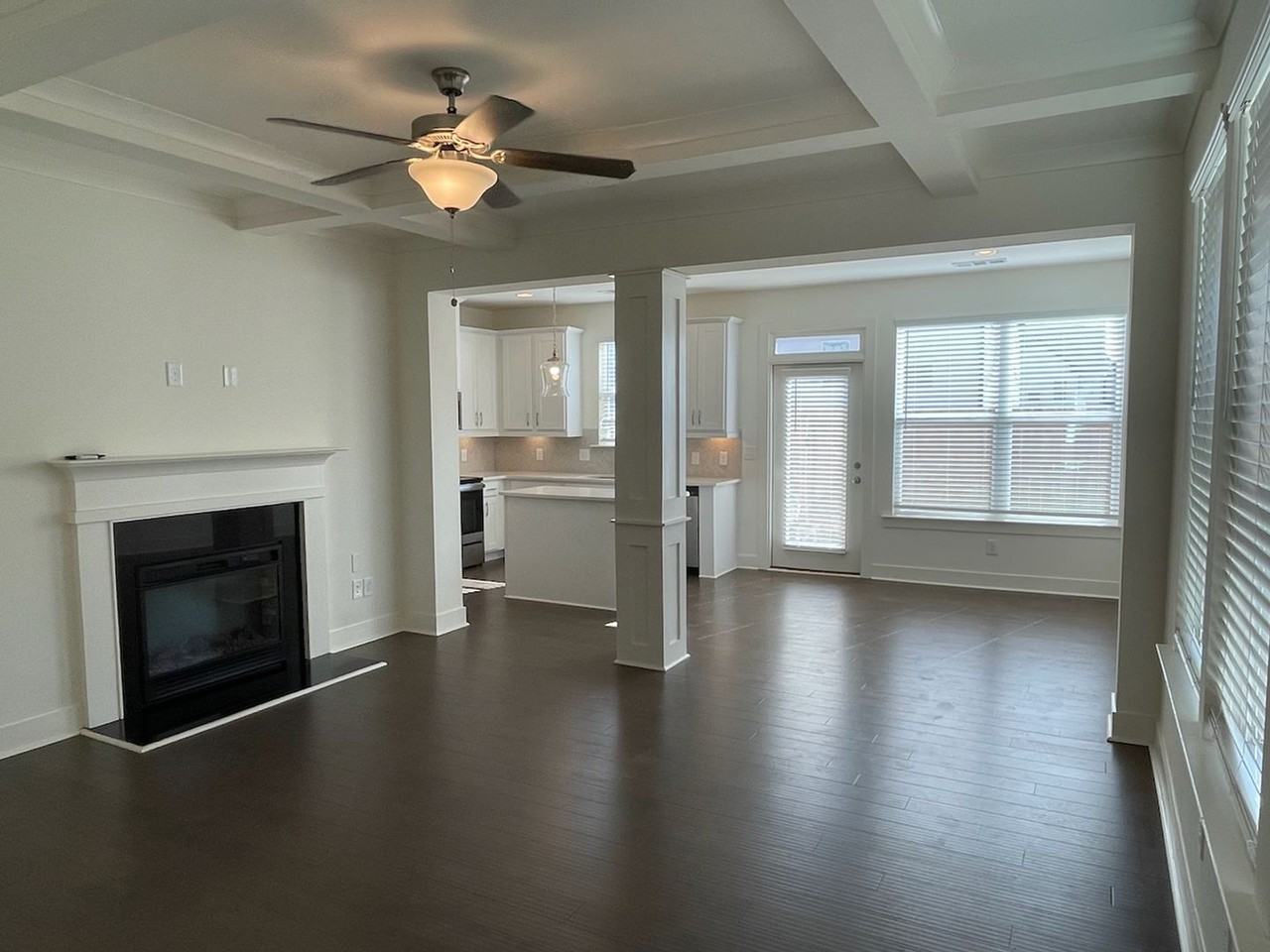 60 Auburn Valley Way - Photo 5 of 17