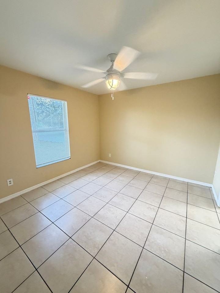 3818 7th St Sw - Photo 7 of 15