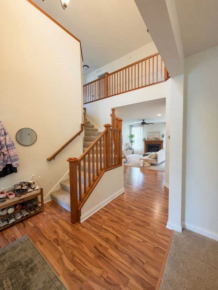 5007 Merrimac Ln N - Photo 7 of 46