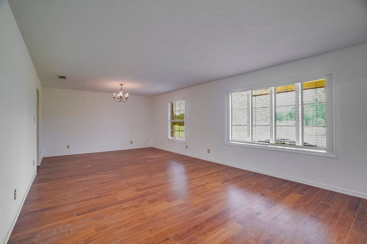 506 E Palm Valley Blvd - Photo 5 of 20