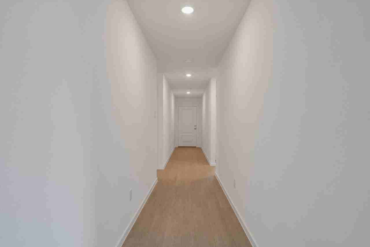3710 Oleander Pl - Photo 5 of 34