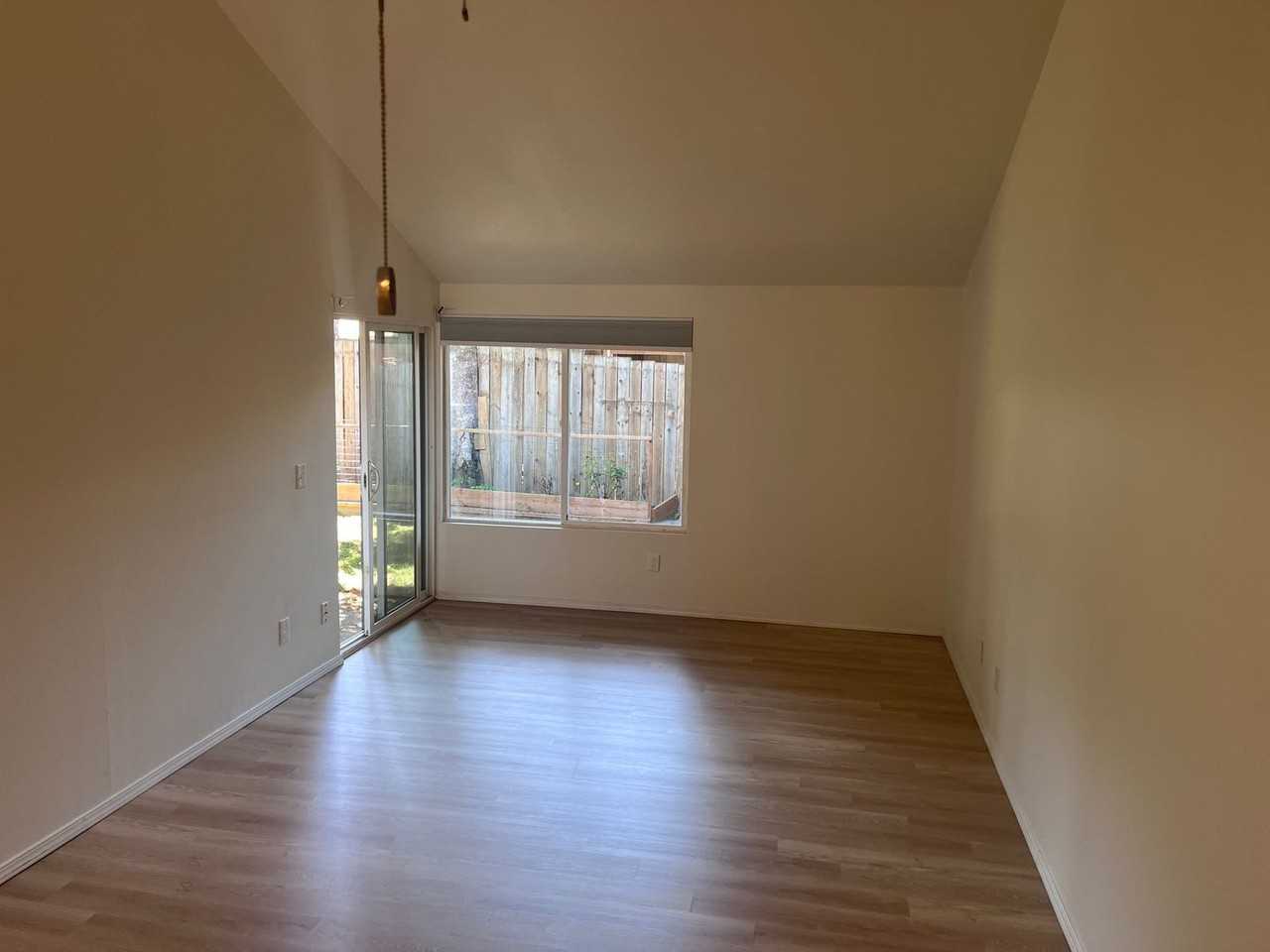2583 Ne Crocus Ct - Photo 5 of 14