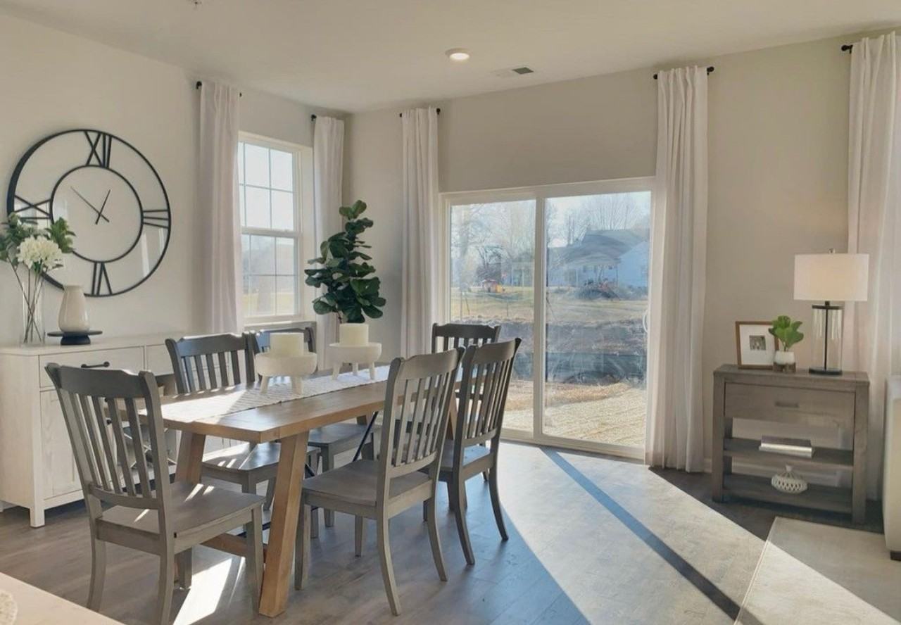 38 Fonthill Ct - Photo 6 of 50