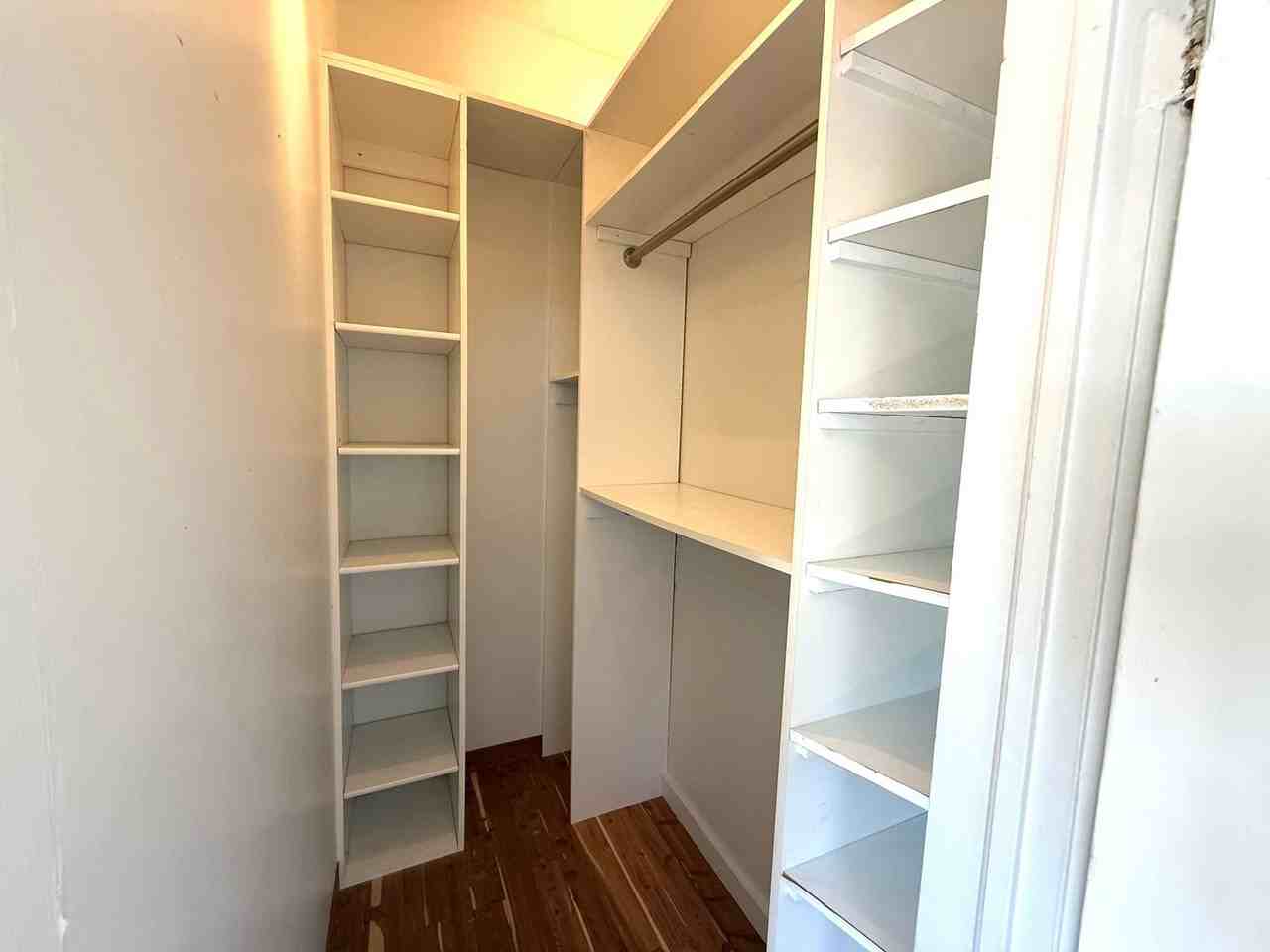 386 Margaret St - Photo 7 of 13