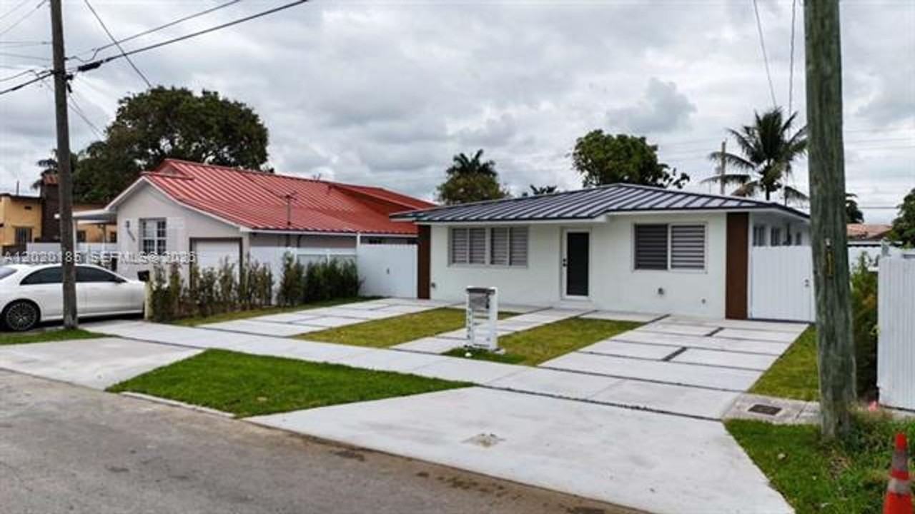 3536 Nw 14th Ter - Photo 2 of 27