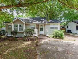 422 Glenmore Ave - Photo 1 of 1