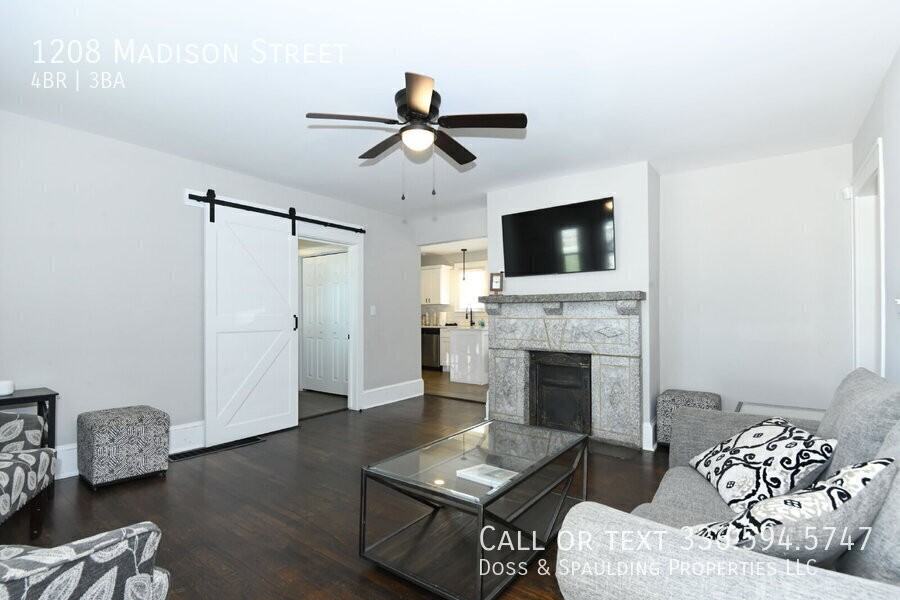 1208 Madison St - Photo 4 of 31