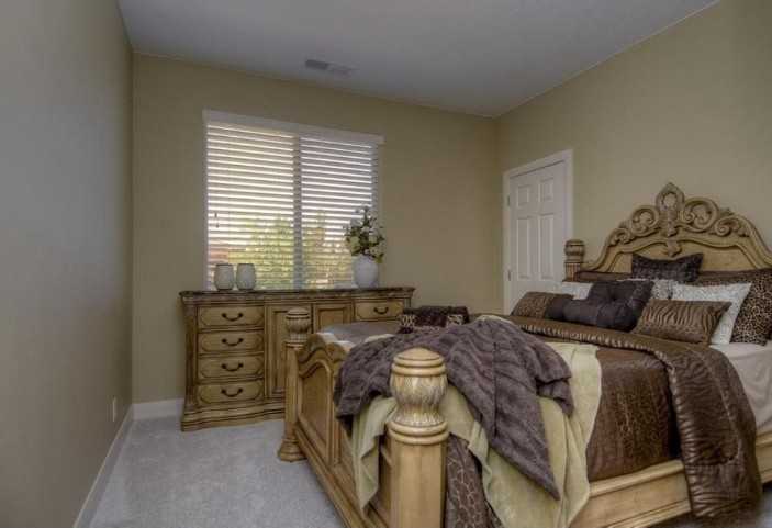 1694 W Lakota Dr - Photo 5 of 10