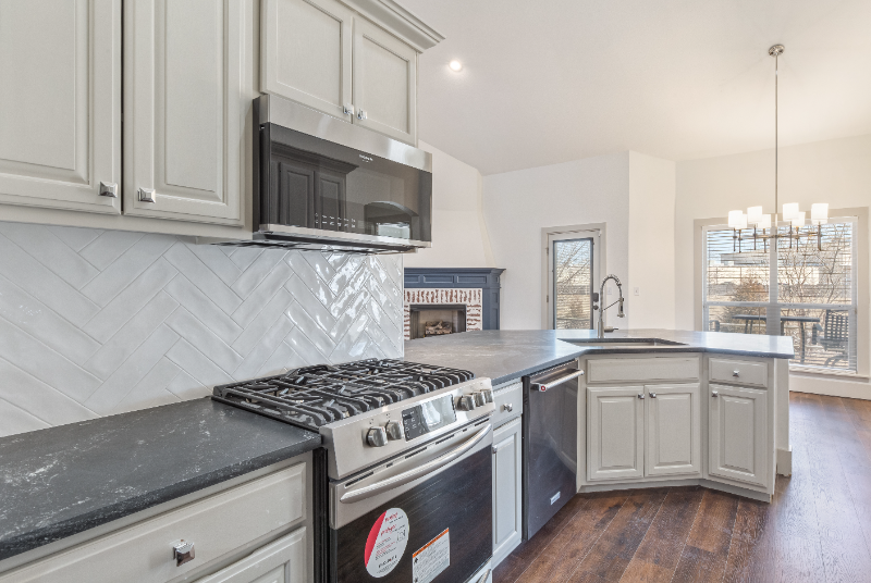 11503 N.East Ave - Photo 3 of 40