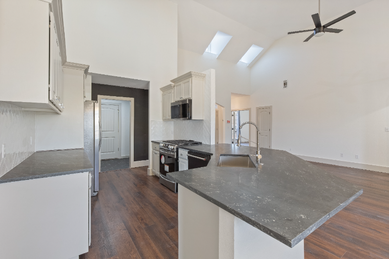11503 N.East Ave - Photo 5 of 40