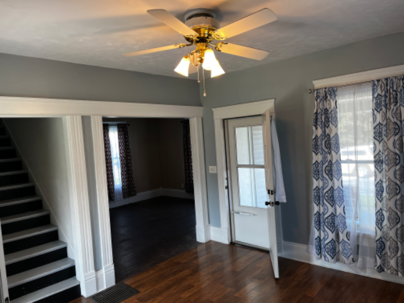 900 Stilwell Ave - Photo 3 of 18