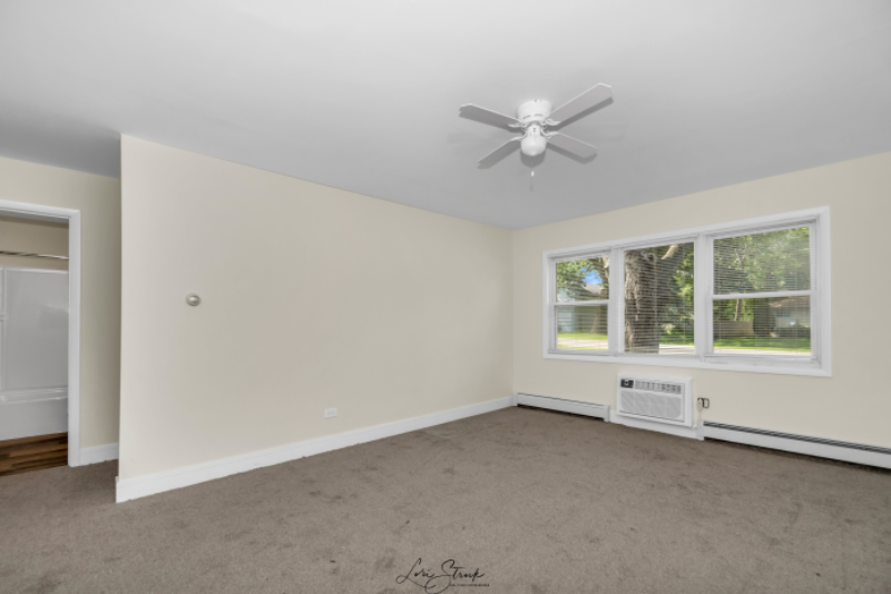 902 3rd St #1 - Photo 2 of 13