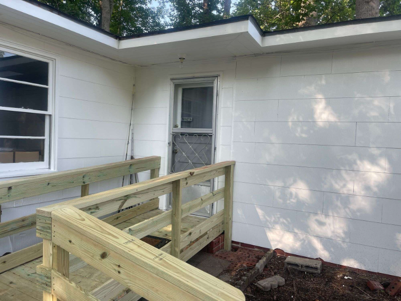 646 N Main St - Photo 5 of 19