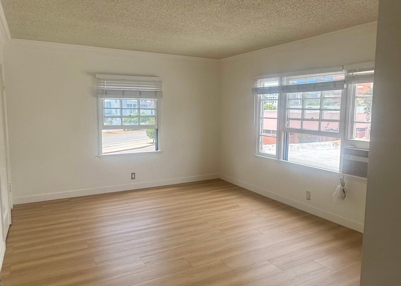 530 S Orlando Ave - Photo 5 of 16