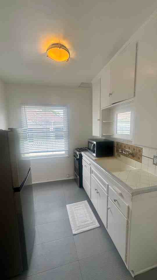 530 S Orlando Ave - Photo 6 of 16
