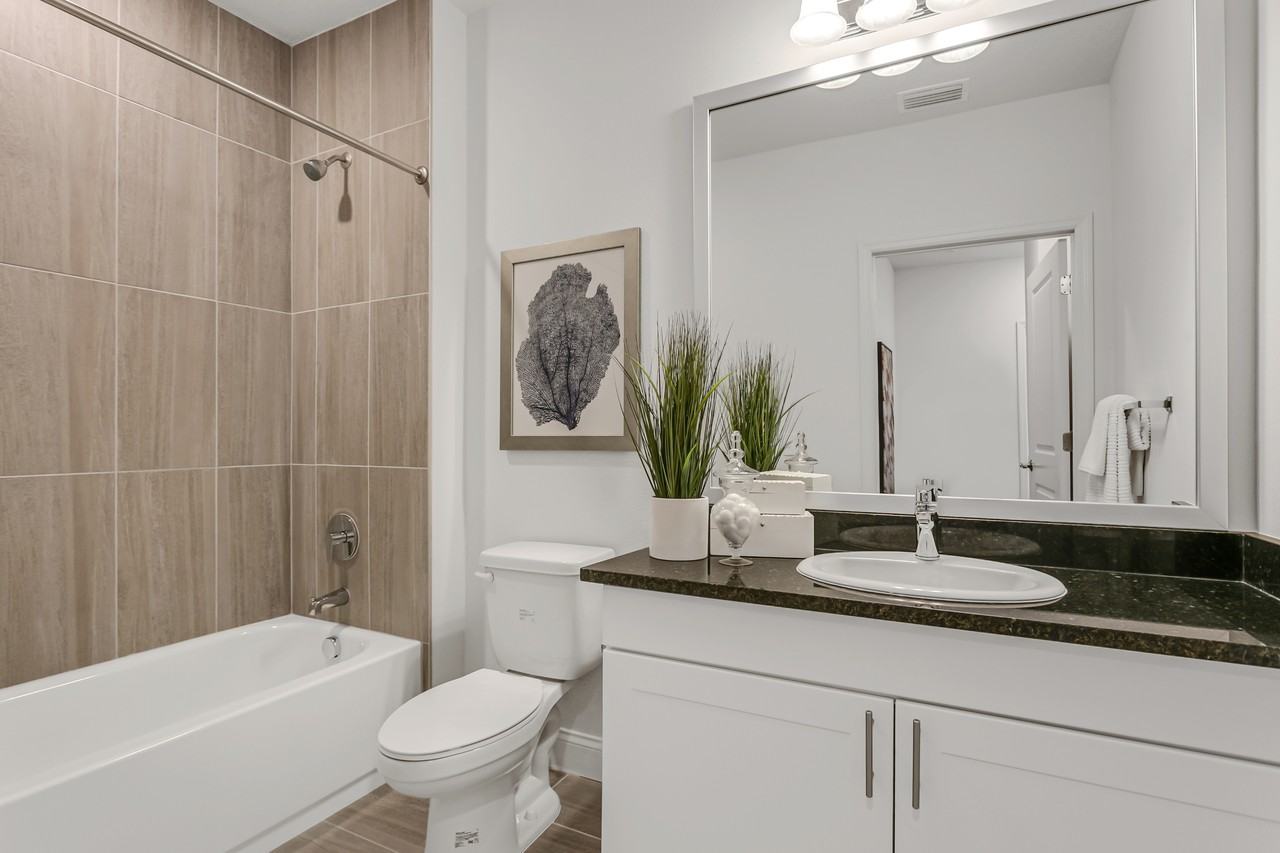 Grand  Oak Apartments - Photo 2 of 29