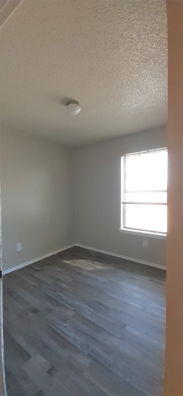 5151 Broadway Ave Haltom City, Tx #2 - Photo 6 of 20