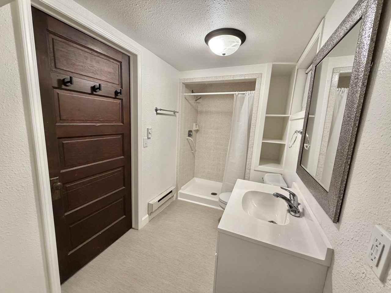 4229 Canyon Lake Dr #3 - Photo 5 of 9