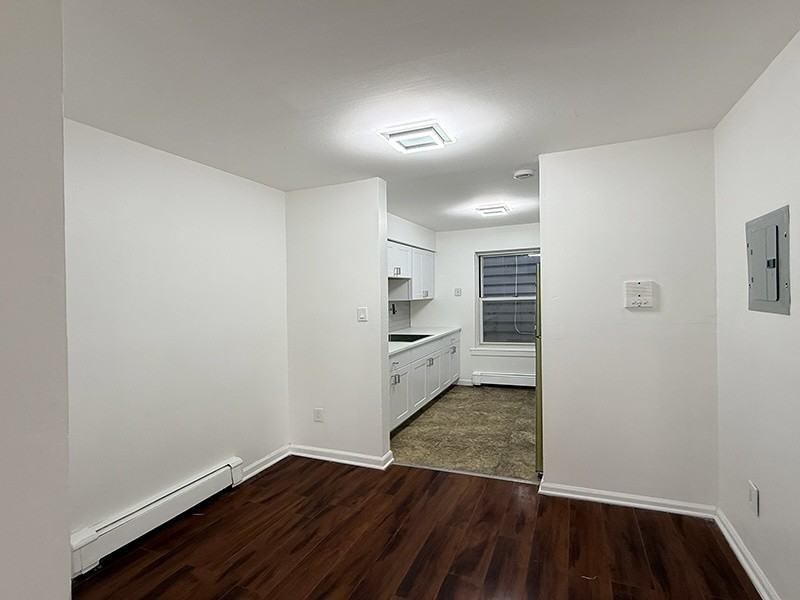 19 Van Rensselear Street - Photo 4 of 24