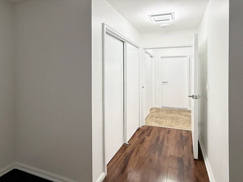 19 Van Rensselear Street - Photo 7 of 24
