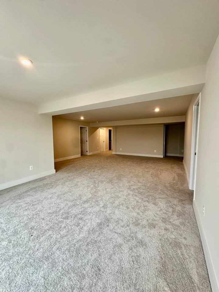 9080 Piney Mountain Rd - Photo 5 of 19
