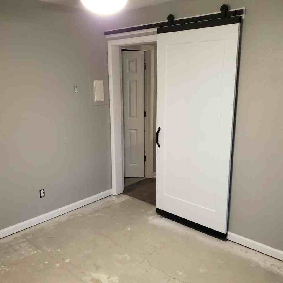 421 College Avenue, Unit 105 - Photo 5 of 6