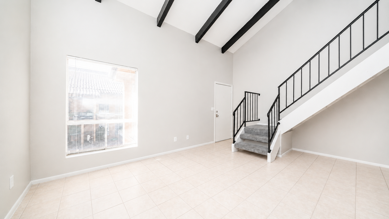 1831 West Mulberry Drive, Unit 242 - Photo 6 of 21
